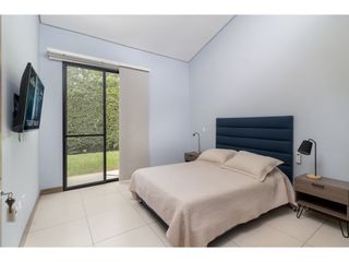 VENTA DE ESPECTACULAR CASA DE UN NIVEL EN CONDOMINIO LA MORADA