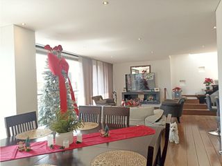 Foto 2 de Vendo Duplex 250 m2 con terraza de 50 m2 Santa Barbara.