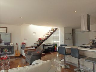 Foto 3 de Vendo Duplex 250 m2 con terraza de 50 m2 Santa Barbara.