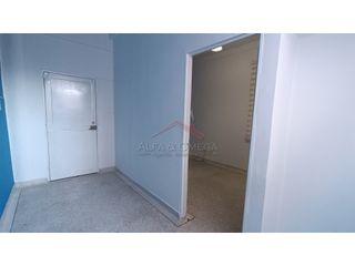 Foto 2 de IBAGUÉ - VENTA DE OFICINA EN LA CARRERA 3, CENTRO DE IBAGUÉ