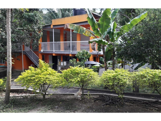 Maat vende Casa Urbana, San Jorge-Villeta 1.175m2 $450Millones
