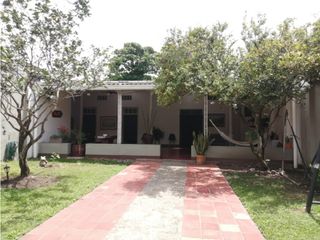 Maat vende Casa Campestre Villeta-Alfondo Lopez, 557m2 $830Millones
