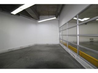 Local/oficinas/bodega Centro Internacional: 988m2 + mezzanine