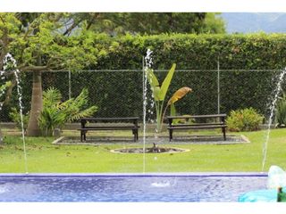 Se vende increíble finca con piscina 5.049 m2 de terreno Rozo Valle