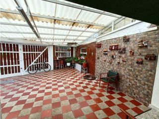 Foto 2 de Se vende Casa Amplia 