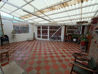 Foto 3 de Se vende Casa Amplia 