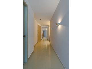 Foto 10 de SE VENDE APARTAMENTO EN LA ZONA DE ALTOS DE RIOMAR