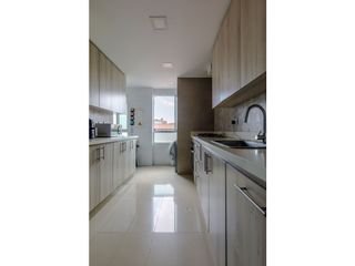Foto 6 de SE VENDE APARTAMENTO EN LA ZONA DE ALTOS DE RIOMAR