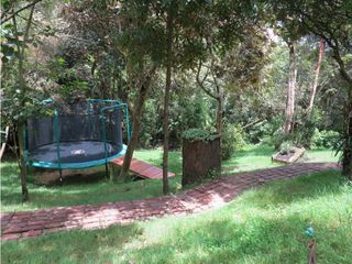 Foto 17 de VENTA CASA 260m2 - LOTE 14.000m2  3H/4B/3G LA FLORESTA MH