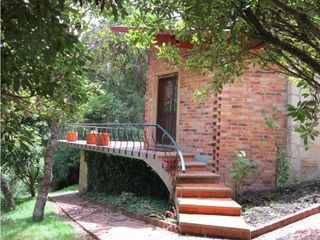 Foto 13 de VENTA CASA 260m2 - LOTE 14.000m2  3H/4B/3G LA FLORESTA MH