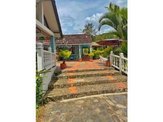 Foto 11 de Maat vende Casa Campestre, Guaduas- La Cumbre 1.200m2 $730Millones