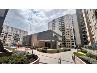 Foto 2 de Vendo apartamento con excelente ubicación