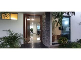 Foto 3 de VENDO CASA EN GIRARDOT  (Condominio Casa Loma Campestre)