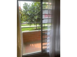 ACSI 782. Apartamento en venta en Madrid - Cundinamarca