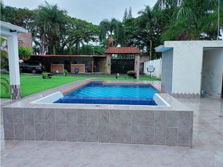Hermosa finca de 1.000m2 con piscina en venta Santa Elena El Cerrito