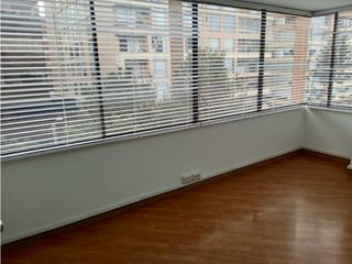 Foto 11 de VENTA OFICINA LA CAROLINA FRENTE A UNICENTRO