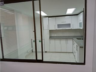 Foto 20 de VENTA OFICINA LA CAROLINA FRENTE A UNICENTRO