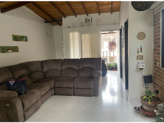 Venta Casa segundo piso  con terraza -PH  Belen Guayabal