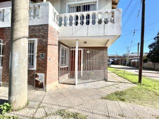 Venta De Duplex, 3 Amb, Cochera/Solarium, Calle 16 Y 138 Berazategui