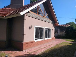 Casa en venta en barrio Corimayo, Burzaco