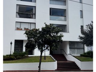 Foto 12 de Apartamento en venta en Usaquén, Santa Bárbara
