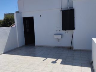 Venta PH 4 ambientes con terraza Liniers