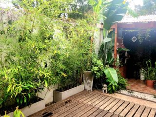 Venta Casa con jardín y pileta San Isidro