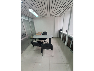 Foto 13 de OFICINA SECTOR CENTRO PISO 4 EDIFICIO MARTIN POMALA