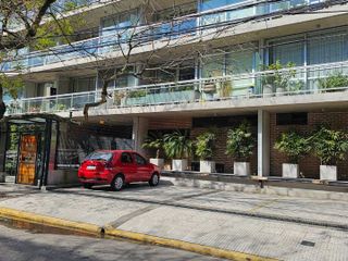 Alquiler departamento 2 AMB C/COCHERA en Olivos