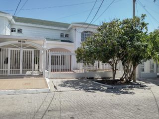 CASA CONDOMINIO en ARRIENDO en Barranquilla Miramar