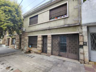 Foto 1 de Venta casa 3 dorm B° General Paz