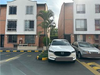 Foto 9 de CASA TRES NIVELES CONJUNTO RESIDENCIAL JARDIN DEL VIENTO