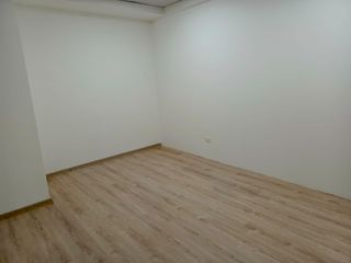 Cumbayá, Oficina en  Renta, 18m2, 1 Ambiente.