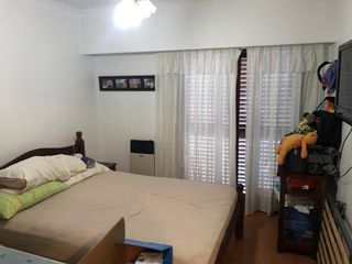 Casa en venta - 3 Dormitorios 3 Baños - Cochera - 1.044Mts2 - Berazategui