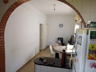Muy linda casa de 4 ambientes en alquiler en Olivos.