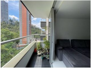 Venta de Apartamento Loma del Indio - Medellín