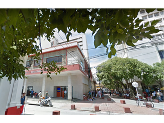 Foto 2 de SE VENDE O SE ARRIENDA  OFICINA EN SANTA MARTA
