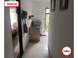 Foto 6 de CASA BIFAMILIAR DE DOS PISOS DE 125MTS