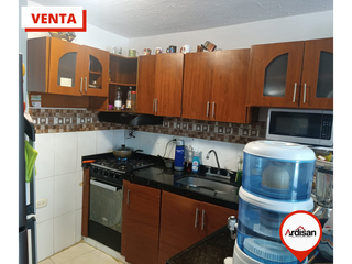 Foto 4 de CASA BIFAMILIAR DE DOS PISOS DE 125MTS