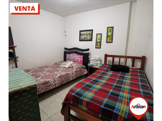 Foto 7 de CASA BIFAMILIAR DE DOS PISOS DE 125MTS
