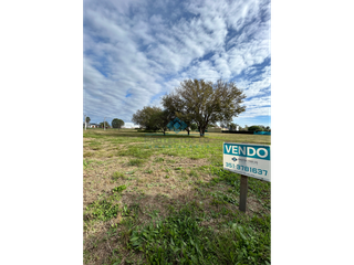 Foto 1 de VENTA-GRAN LOTE 1053M2-SINSACATE