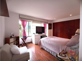 Apartamento en Venta en Rosales. SL9152