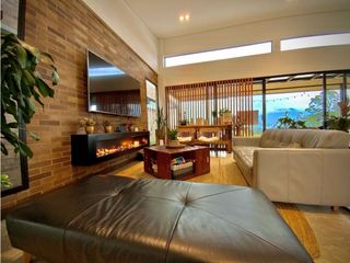 Foto 7 de Venta Casa Campestre moderna como nueva Parcelacion La Ceja