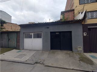 SE VENDE CASA LOTE EN EL BARRIO SANTA CECILIA -MODELIA BOGOTA