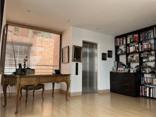 ARRIENDO ESPECTACULAR CASA, EN EL CORAZÓN DE ROSALES, 360M2