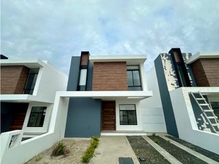 Foto 4 de CASAS NUEVA A ESTRENAR  EN URBANIZACIÓN BARU OASIS AL SUR DE MANTA