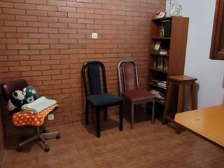 VENTA CASA 4 AMBIENTES CIUDADELA COCHERA Y FONDO