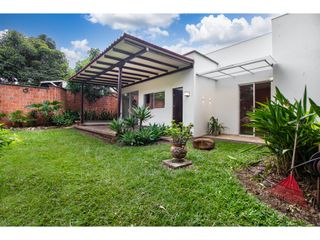 VENTA DE HERMOSA CASA EN EXCLUSIVO SECTOR DE PANCE