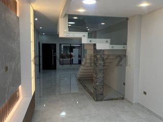 Hermosa Casa de venta a estrenar en Cdla. Punta esmeralda, Via a la costa