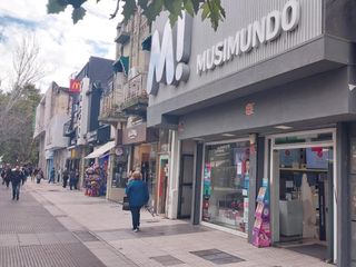 Excelente Local en la mejor zona comercial de San Martin